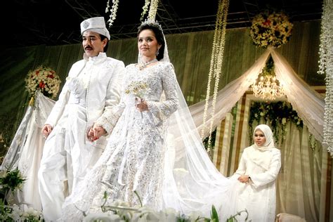 could these be the most expensive weddings in malaysia recommend living