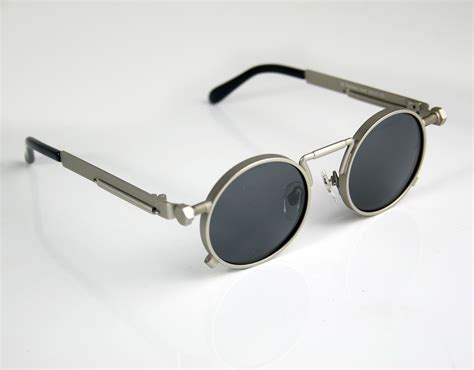 round steampunk sunglasses metal frame spring on temples silver hi