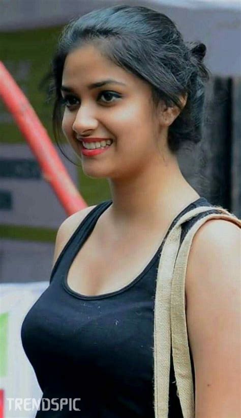 Hot Picture Keerthy Suresh Popular Tamil Actress Portré Gyönyörű Nők