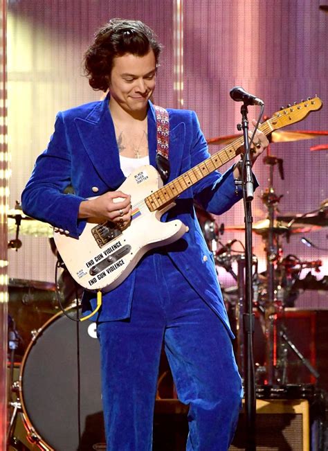 Sexy Harry Styles Pictures Popsugar Celebrity Photo 28