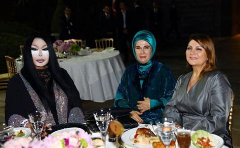 turkish president shares iftar meal with transgender celebrity the express tribune