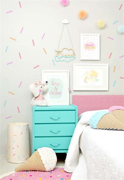 cute  simple wall decoration   bedroom talkdecor