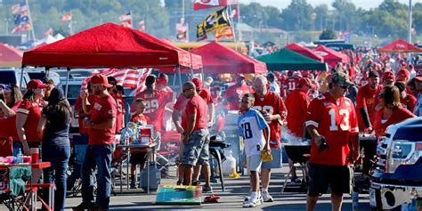 how much the average fan spends on an nfl tailgate askmen