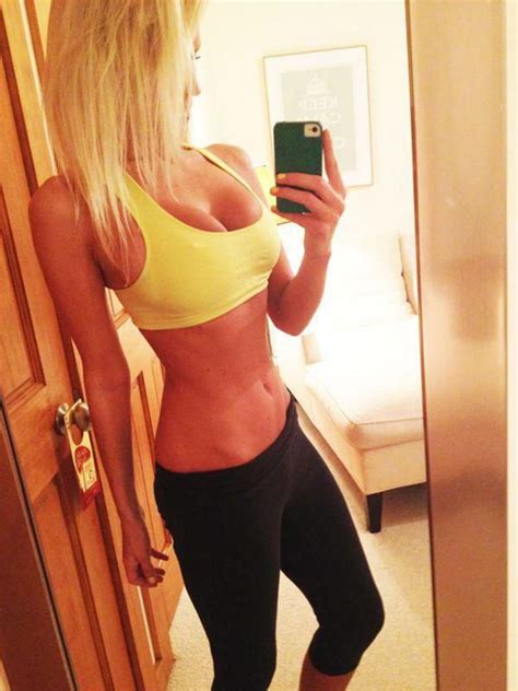 Yoga Pants Are The Best Inventions Ever 35 Photos
