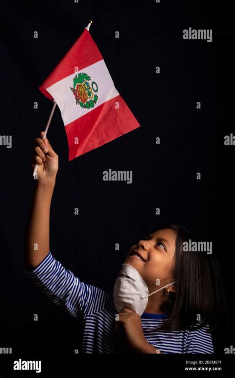 Niñas Peruanas Fotografías E Imágenes De Alta Resolución Alamy