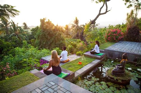 10 best yoga retreats in bali best places to practice yoga in bali