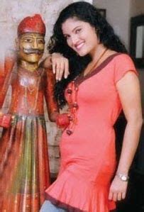 sri lankan actress model hot photo gallery  lankan actress paboda sandeepani