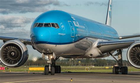 klm agrees crew testing protocols   long haul flights  continue business traveller