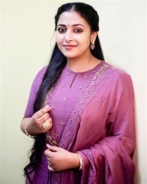 malayalam actress rocks  internet   reply tamil news indiaglitzcom
