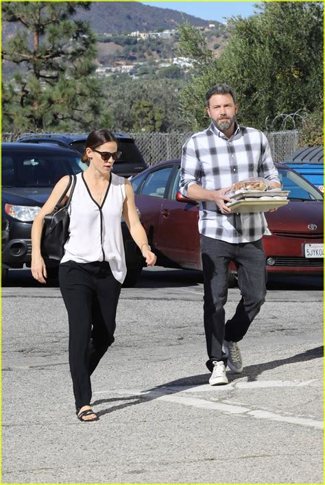 Jennifer Garner And Ben Affleck Go To Church Together Photo 3808340