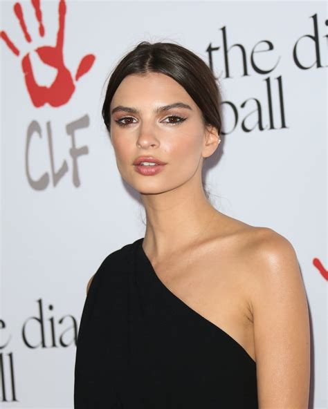 emily ratajkowski sexy pictures popsugar celebrity photo 23