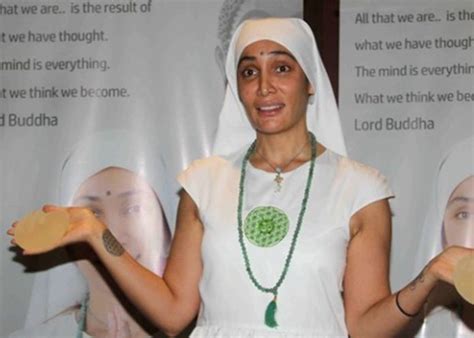 sofia hayat removes her breast implants and shows it to the world says