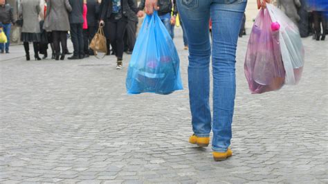 are plastic bag bans good for the climate grist