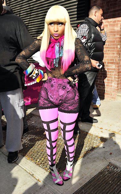 Nicki Minaj Visits Wendy Williams [photos Video]