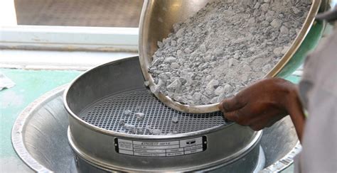 sieve analysis test  aggregates engineering discoveries