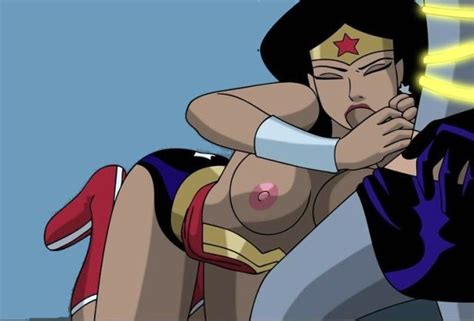Wonder Woman Sucks Off Batman Wonder Woman And Batman Sex Pics