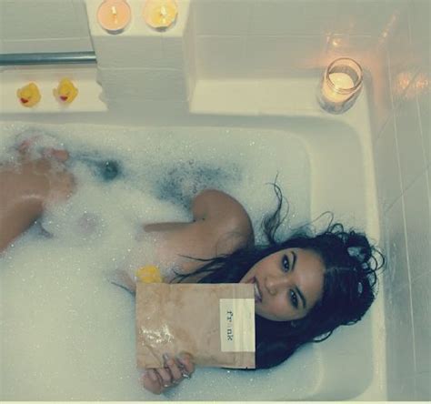 23 best sexy selfie poses images on pinterest boudoir