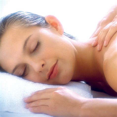 massage therapy chelmsford massage treatment stretch physio