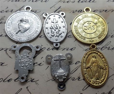 roman catholic medals croatia bosnia vintage catholic religious medal