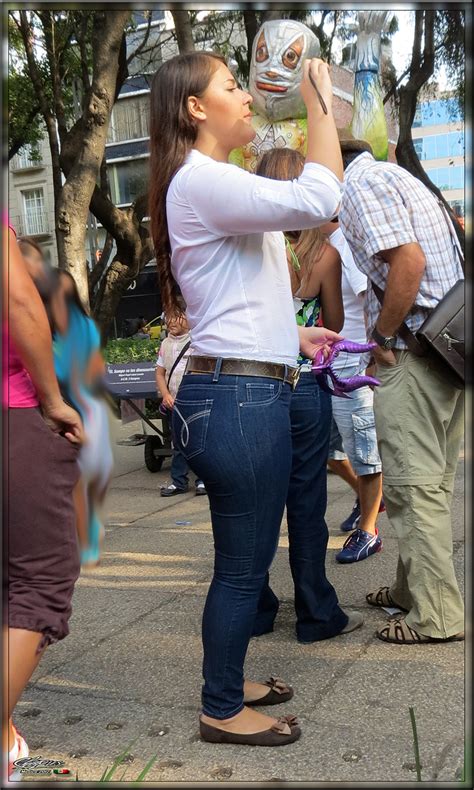 mujeres maduras nalgonas en jeans mujeres bellas en la calle