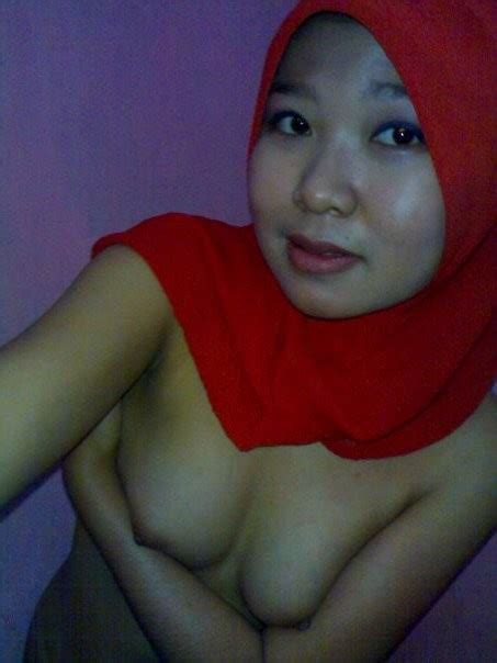 asia porn photo indonesian jilbab menggoda