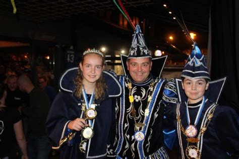prins carnaval zoekt nog een  zonhoven het belang van limburg
