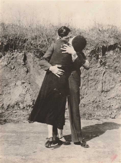 These Rare Photos Of Bonnie And Clyde Reveal The Dark
