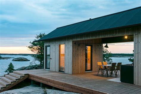 modern cabins  completely   grid  finland curbed