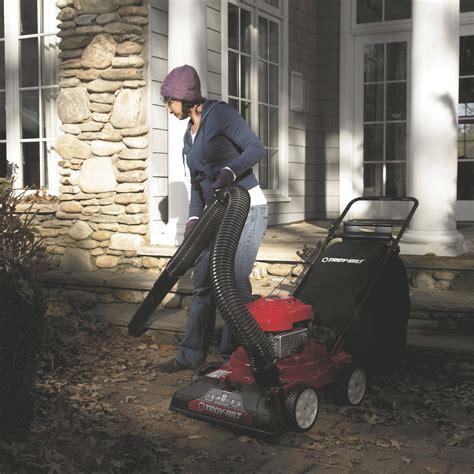 Troy Bilt Wood Chipper Shredder Vacuum — 159cc Engine 2 Bushel