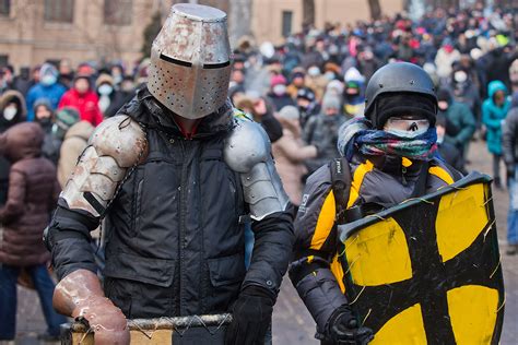 ukraine protests 25 of the most powerful pictures from kiev
