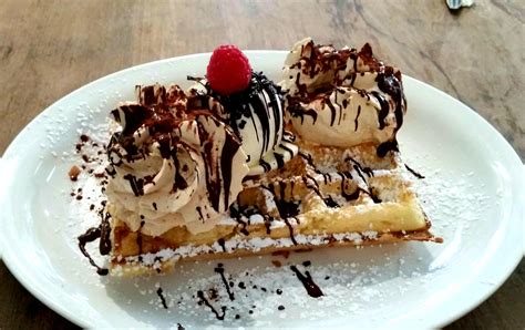 ate belgian waffle  vanilla ice cream  espresso infused