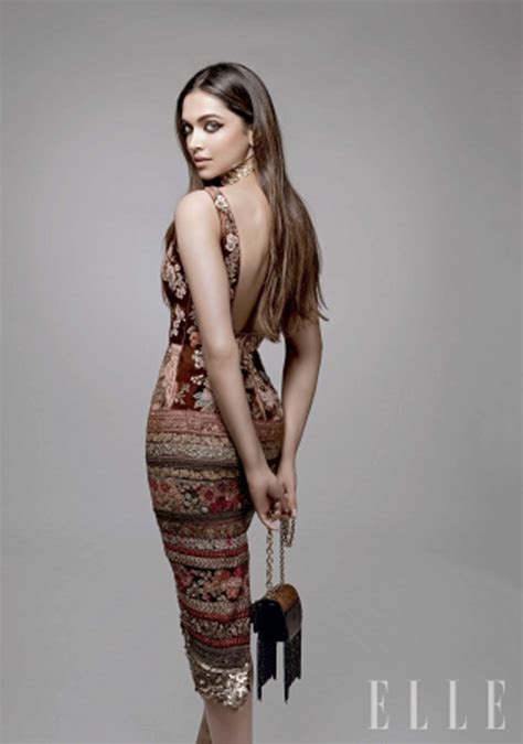 Hotness Deepika Padukone Flaunts Her Perfect Body In A Bodycon Dress