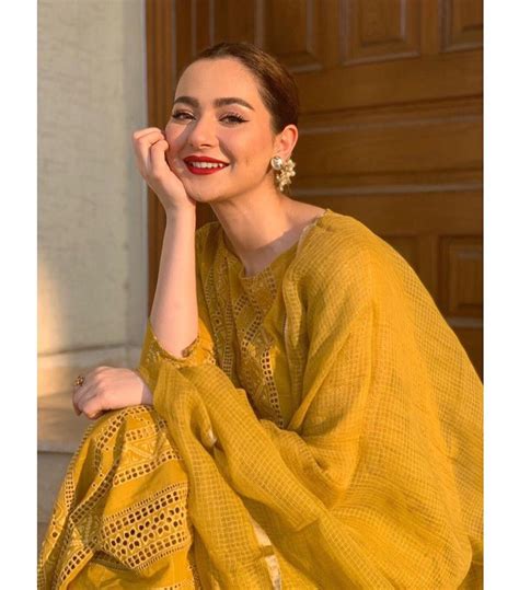 Pin By H Saleem On Haniaamir Mustard Outfits Fashion