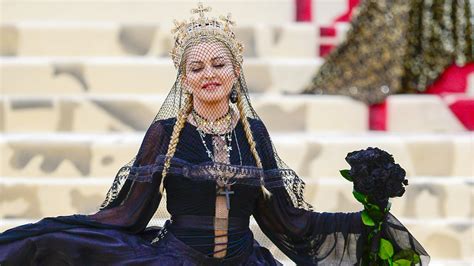 Madonna Performed Like A Prayer At The Catholicism Themed Met Gala