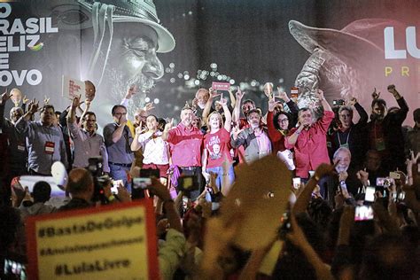 em convenção nacional pt confirma candidatura de lula e