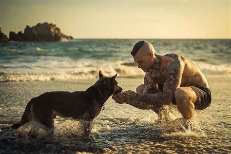 Canadian Firefighter Marshall Perrin A New Instagram S Sex Symbol