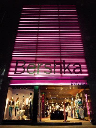betternotbenaked bershka  berlin