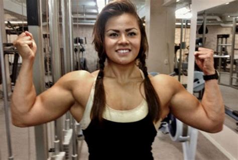 5 Things You Should Know When You Date A Girl On Steroids