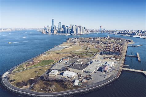 governors island visitors guide