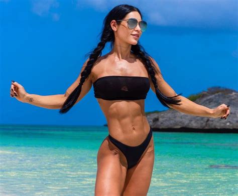 Top 15 Fitness Models On Instagram With The Best Abs Female Muscle