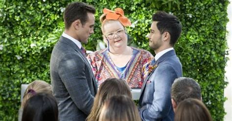 Neighbours Is About To Show Australian Tv S First Same Sex Wedding