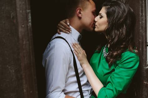 Woman Kissing Man Photo Free Download