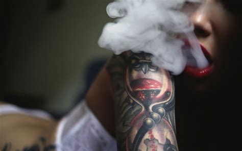 Wallpaper Women Smoke Red Lipstick Tattoo Person