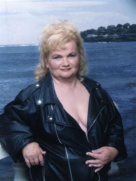 20 Of The Most Hilarious Glamour Shots Youve Ever Seen ~ Vintage Everyday