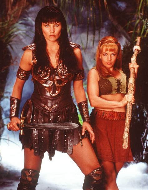Xena Warrior Princess And Gabrielle Lucy Lawless And Renee O Connor