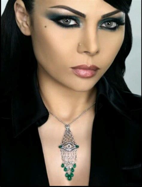 Pin By Lara Hana On Makeup With Images Arabic Makeup