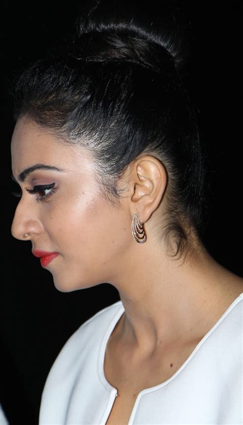 Beautiful Telugu Girl Rakul Preet Singh Face Close Up