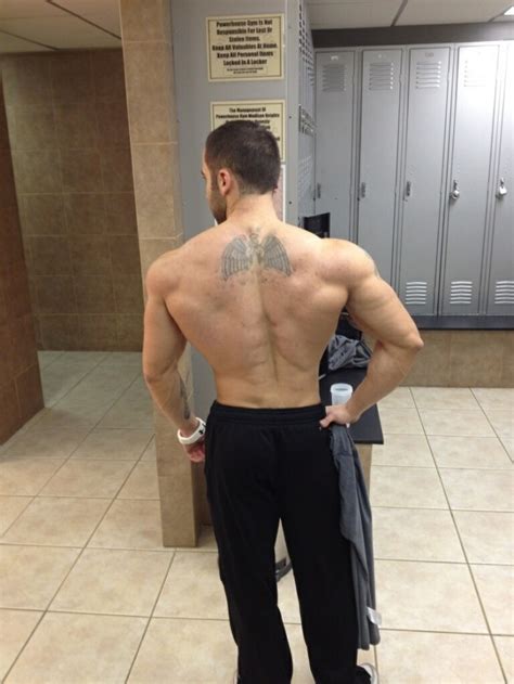 How To Build Big Broad Shoulder That Stand Out Mens Fitness