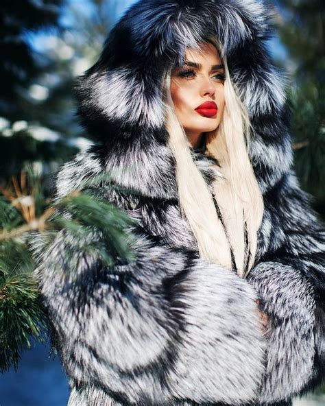626 best images about exotic fur on pinterest foxes silver foxes and chinchilla fur coat