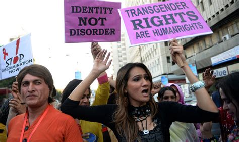 saudi arabia transgender pakistanis beaten to death by